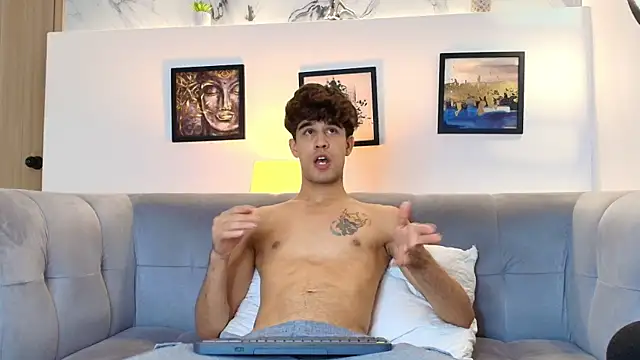 PRETTY COCK1 online show from 26, 3, 2026