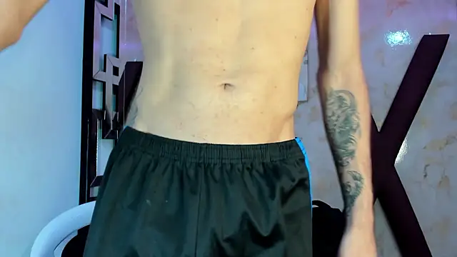 PRETTY COCK1 online show from 26, 2, 2026