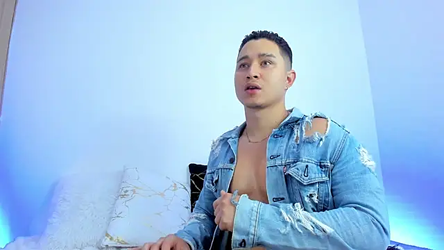 Axel nova online show from 6, 3, 2026