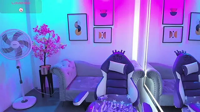 Victoria  doll online show from 28, 4, 2026
