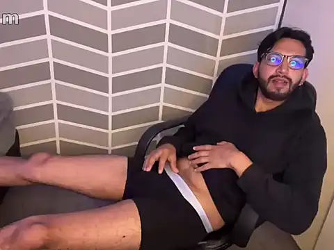 thomass1018 online show from 11, 2, 2026