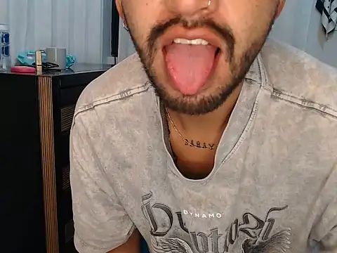thomass1018 online show from 23, 5, 2026