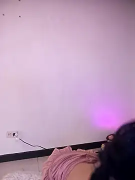  aish a online show from 12, 4, 2026