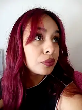 Snapshot of EmiilyFoxx09 chatting on 2, 3, 2026 EmiilyFoxx09 online show from 2, 3, 2026