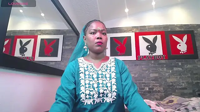 Snapshot of kavya_suri_ chatting on 16, 2, 2026 kavya suri online show from 16, 2, 2026