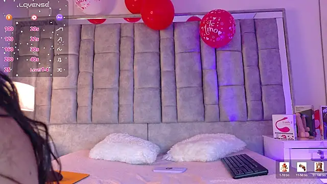 Ayla Han online show from 15, 2, 2026