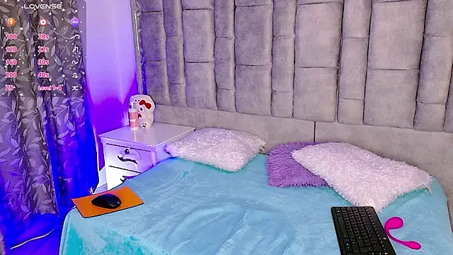 Ayla Han online show from 12, 6, 2026