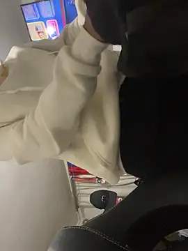 Brandon61414 online show from 8, 4, 2026