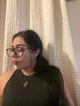 Snapshot of Violetta_pinkk1 chatting on 16, 2, 2026 Violetta pinkk1 online show from 16, 2, 2026