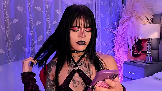SweetDevil 7 online show from 14, 7, 2026