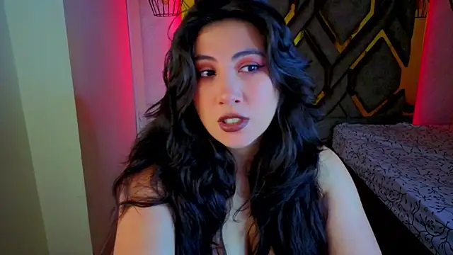 Luvienne online show from 3, 3, 2026