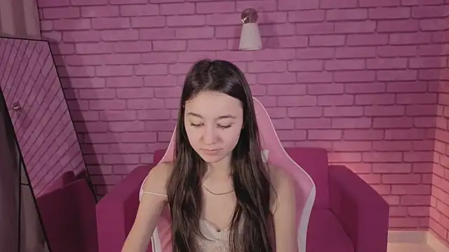 Snapshot of Nicole_Brownie chatting on 7, 2, 2026 Nicole Brownie online show from 7, 2, 2026