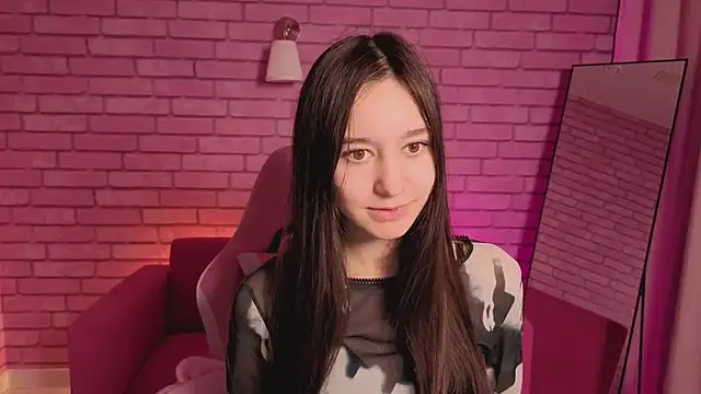 Nicole Brownie online show from 19, 5, 2026