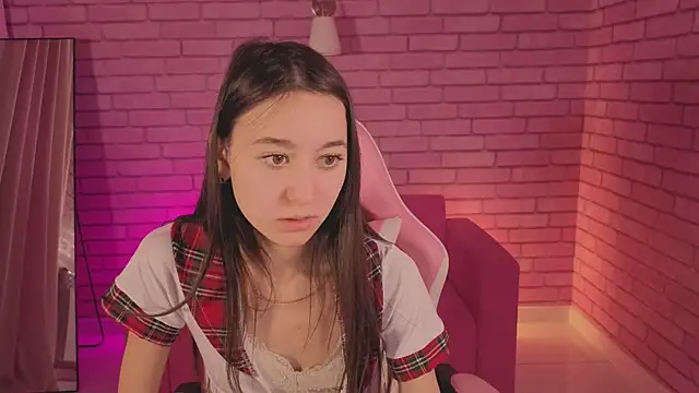 Snapshot of Nicole_Brownie chatting on 13, 2, 2026 Nicole Brownie online show from 13, 2, 2026