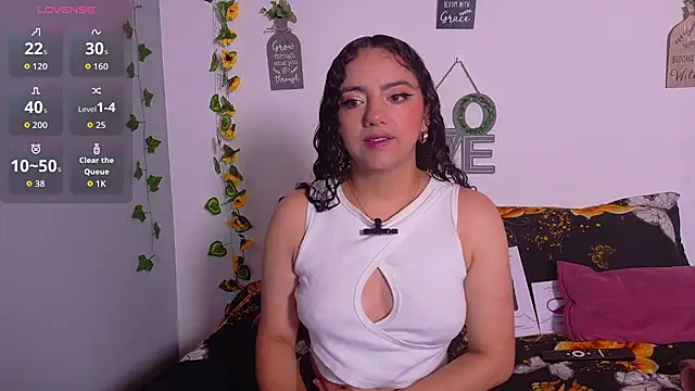 emiily curly online show from 8, 7, 2026