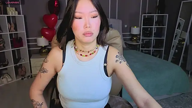 Snapshot of ElinaMotion chatting on 20, 2, 2026 ElinaMotion online show from 20, 2, 2026