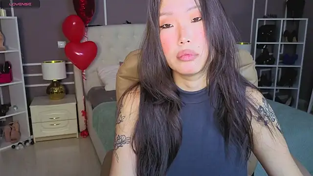 Snapshot of ElinaMotion chatting on 15, 2, 2026 ElinaMotion online show from 15, 2, 2026