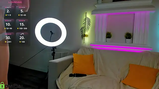 Betty Andrews online show from 21, 2, 2026