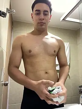 Maximuz1920 online show from 12, 2, 2026