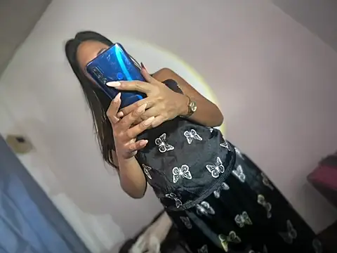 Snapshot of thebrownskingirl25 chatting on 14, 2, 2026 thebrownskingirl25 online show from 14, 2, 2026