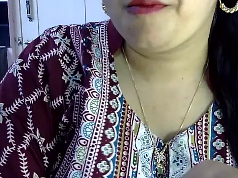 Snapshot of Cute_Aliyaa chatting on 20, 6, 2026 Cute Aliyaa online show from 20, 6, 2026