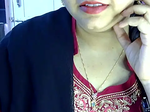 Snapshot of Cute_Aliyaa chatting on 27, 6, 2026 Cute Aliyaa online show from 27, 6, 2026