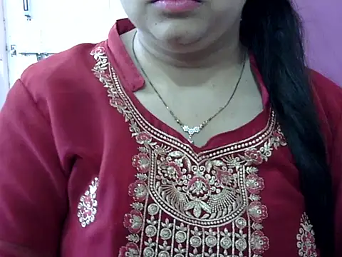 Snapshot of Cute_Aliyaa chatting on 17, 5, 2026 Cute Aliyaa online show from 17, 5, 2026