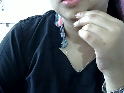 Snapshot of Cute_Aliyaa chatting on 26, 4, 2026 Cute Aliyaa online show from 26, 4, 2026
