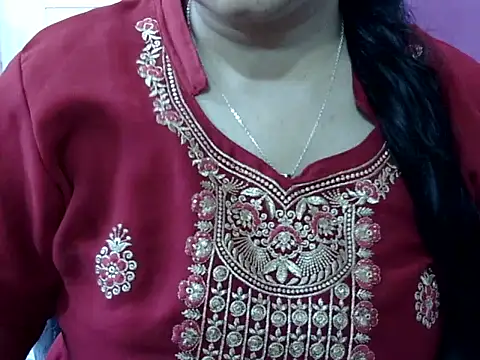 Cute Aliyaa online show from 27, 3, 2026