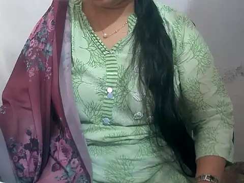 Snapshot of Cute_Aliyaa chatting on 2, 3, 2026 Cute Aliyaa online show from 2, 3, 2026