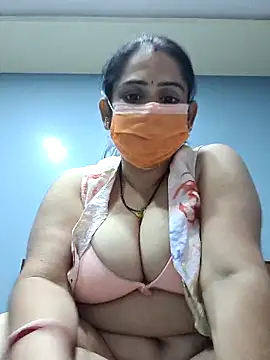 diyam4002 online show from 11, 2, 2026