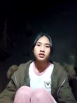 Snapshot of Hoa-tuylip chatting on 5, 2, 2026 Hoa-tuylip online show from 5, 2, 2026