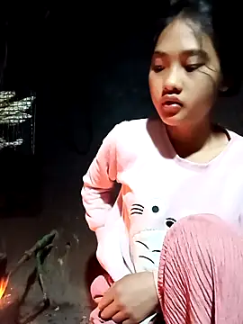 Snapshot of Hoa-tuylip chatting on 25, 2, 2026 Hoa-tuylip online show from 25, 2, 2026