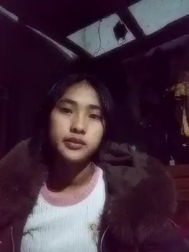 Snapshot of Hoa-tuylip chatting on 4, 2, 2026 Hoa-tuylip online show from 4, 2, 2026