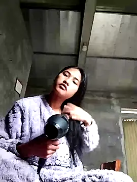 Snapshot of Hoa-tuylip chatting on 23, 2, 2026 Hoa-tuylip online show from 23, 2, 2026