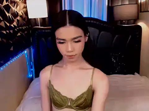 Snapshot of ItsurGirlMiana chatting on 19, 2, 2026 ItsurGirlMiana online show from 19, 2, 2026