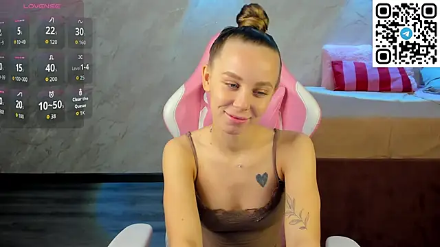 Tesssa Young online show from 7, 2, 2026