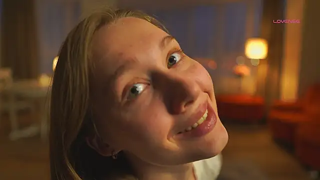 Snapshot of SharaNewbern chatting on 26, 2, 2026 SharaNewbern online show from 26, 2, 2026