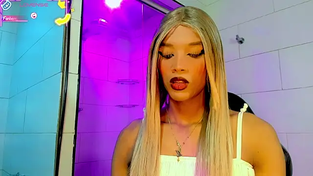 Samantha Ortega  online show from 17, 5, 2026