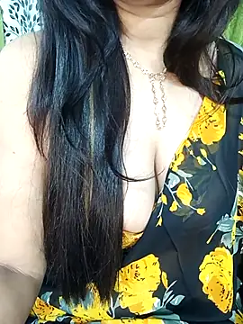 Snapshot of alinaarora chatting on 12, 2, 2026 alinaarora online show from 12, 2, 2026