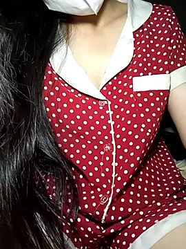 derylove  online show from 12, 4, 2026