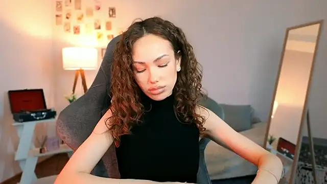 Snapshot of nexorine chatting on 15, 4, 2026 nexorine online show from 15, 4, 2026