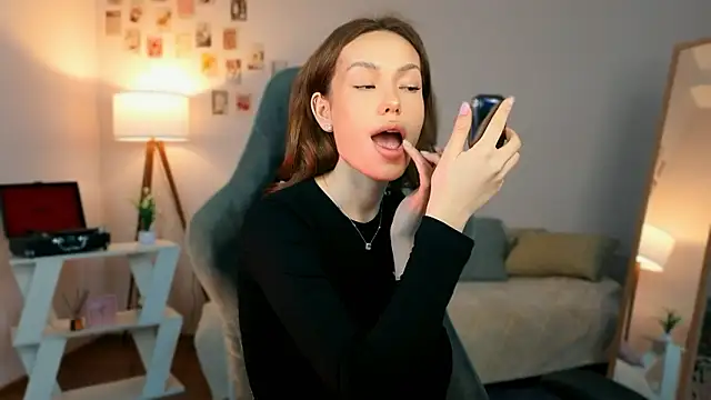 Snapshot of nexorine chatting on 26, 3, 2026 nexorine online show from 26, 3, 2026