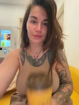 TattooGirlAlia online show from 2, 10, 2025