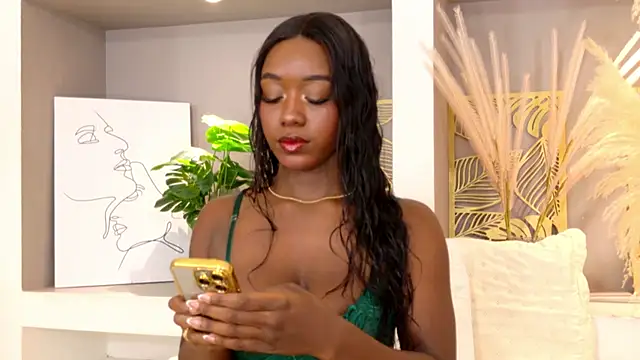 daniellabrown online show from 27, 4, 2026