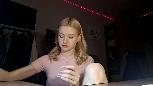 Snapshot of ChongTreece chatting on 14, 2, 2026 ChongTreece online show from 14, 2, 2026