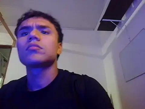 CreamKingg online show from 22, 4, 2026