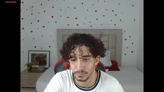 Caius fox online show from 22, 3, 2026