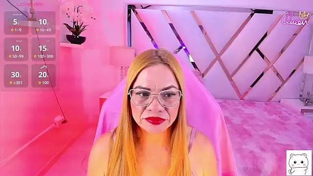 alicee  mature online show from 19, 7, 2026