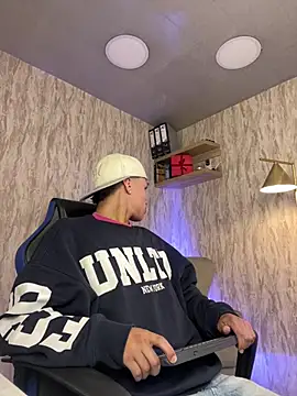 Snapshot of Dominik_Souza chatting on 21, 2, 2026 Dominik Souza online show from 21, 2, 2026